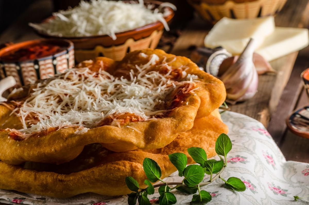 Magyar pizza - a lángos